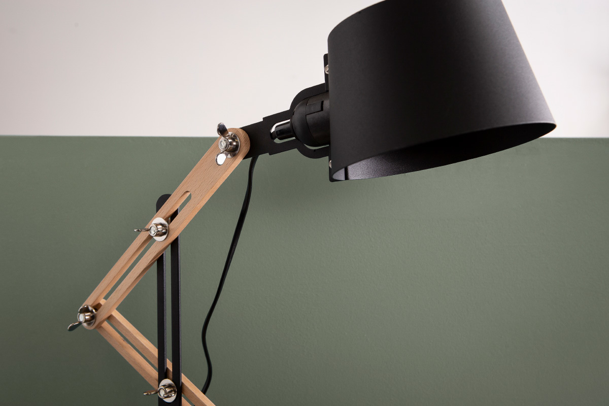 Design-Tischlampe BILLY aus schwarzem Metall