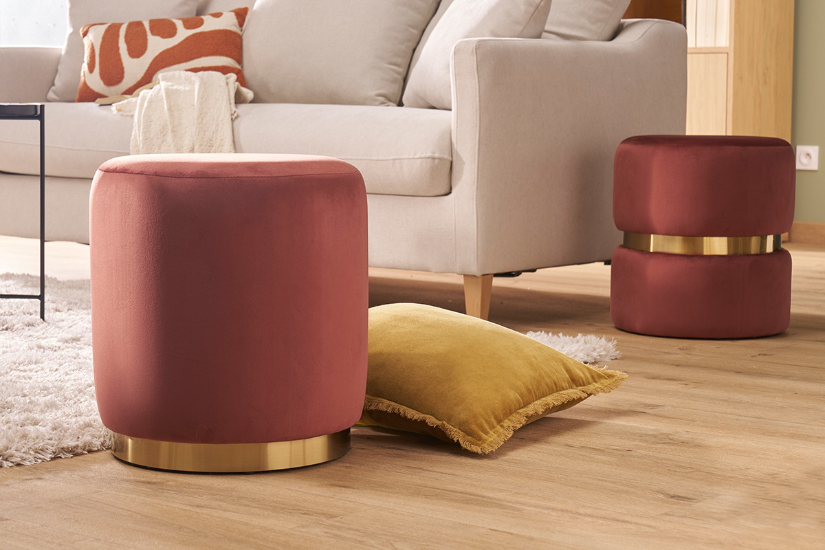 Runder Samt-Pouf in Ziegelrot und goldenem Metall D40 cm AMAYA