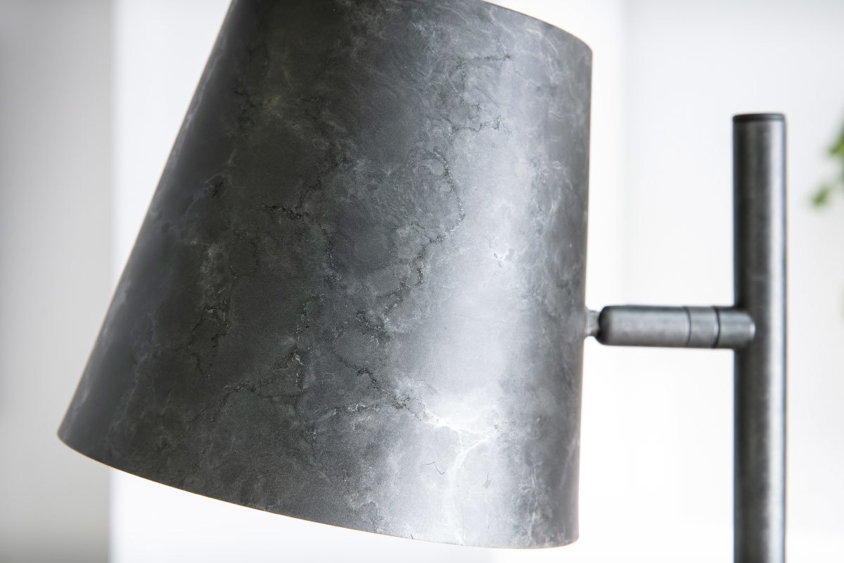 Stehlampe mit verstellbarem Lampenschirm aus Metall in Altsilber-Optik BELL